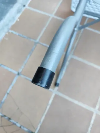 Mesa plegable blanca de plástico