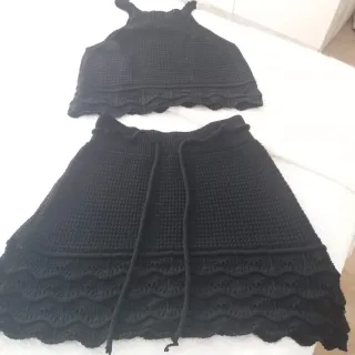 Piezas de ropa para mujer, diferentes modelos y co