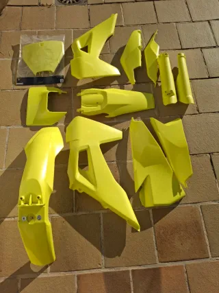 Plásticos Husqvarna 300 2T 2021 Fluor Originales
