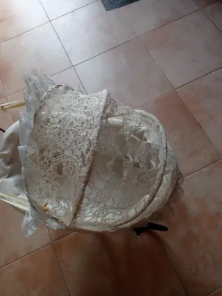 Carrito de muñecas antiguo