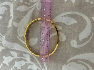 Pulsera dorada mujer diseño calado