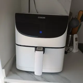 Freidora de aire Cosori blanca