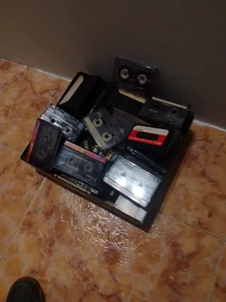Caja llena de mierda