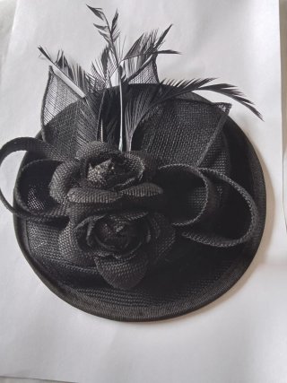 Tocado para ceremonia, madrina e invitada Negro