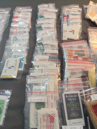 Lote +1000 bustine di zucchero varie