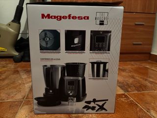 Robot de cocina Magefesa 3.3L 10 vel. Nuevo.