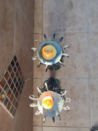 Candelabros de metal
