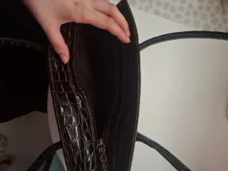 Bolso marrón efecto piel cocodrilo