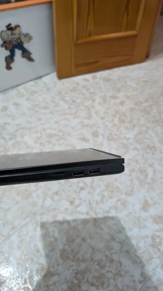 Portátil MSI Modern 15 AMD Ryzen 5 7000