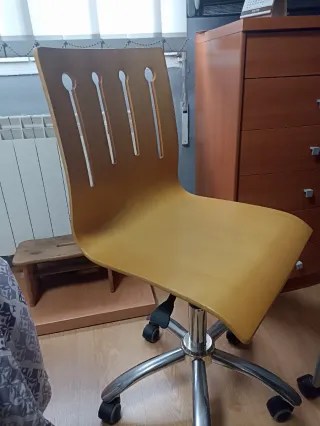 Silla de oficina madera y metal