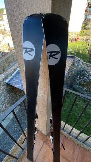 Esquís Rossignol Famous con fijaciones