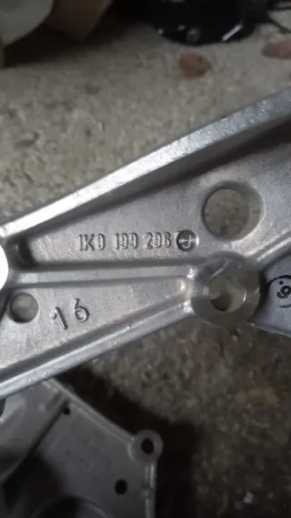 Brazo suspensión delantero izqdo Golf V 1K0 199 29