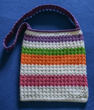 Bolsos tejidos multicolor