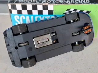 SCALEXTRIC BUGATTI EB110 LE MANS