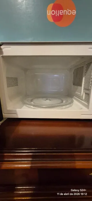 Microondas Orbegozo Blanco
