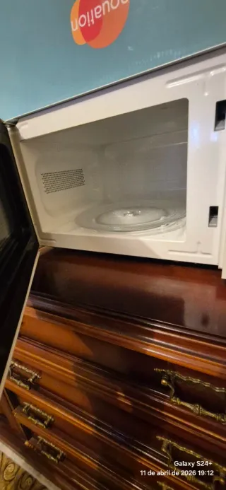 Microondas Orbegozo Blanco