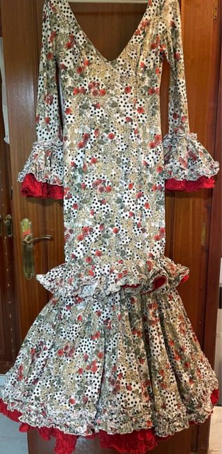 Traje de Flamenca Multicolor con Volantes
