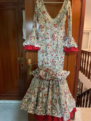 Traje de Flamenca Multicolor con Volantes