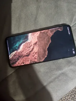 Samsung Galaxy S24 FE 256GB Gris