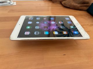 iPad Mini 1 Plata/Blanco