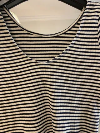 Camiseta cropped de rayas