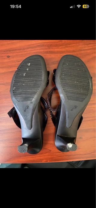 Sandalias Remus granates con Pedrería