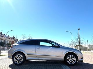 Opel Astra 2009