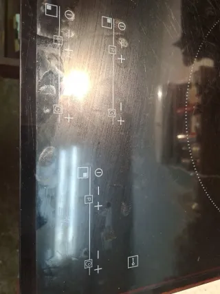 Ae ofrexe el cristal  q esta sin rotos,