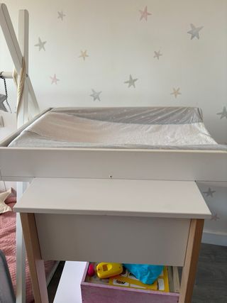 Mueble cambiador bebé madera y blanco
