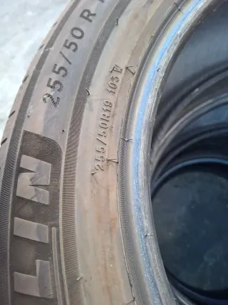 Neumáticos 255/50/19
