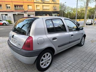 Renault Clio 2001