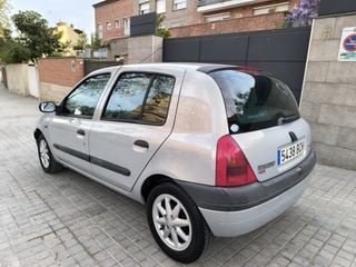 Renault Clio 2001