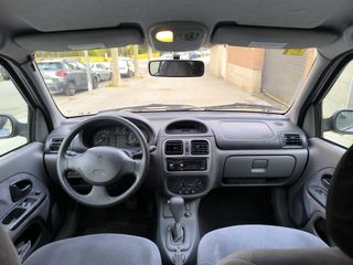 Renault Clio 2001