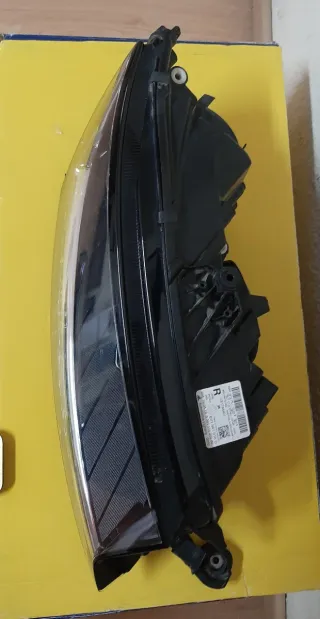 Faro Delantero Skoda Fabia