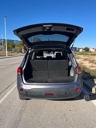 Nissan Qashqai+2 2009