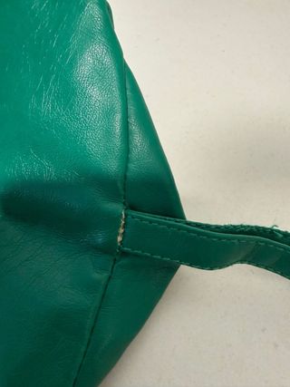 Monedero verde de Pull&Bear