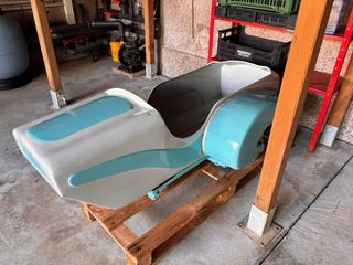 Lambretta LD con sidecar azul y gris