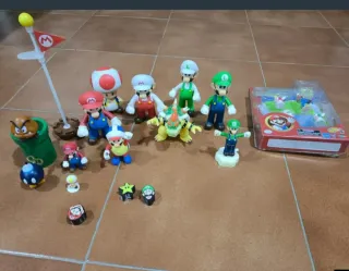 Lote Figuras Dragon Ball y Mario Bros