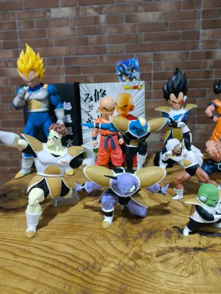 Lote Figuras Dragon Ball y Mario Bros