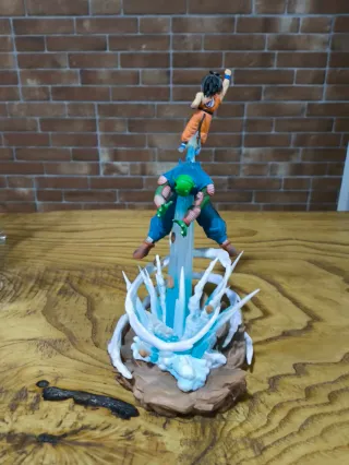 Lote Figuras Dragon Ball y Mario Bros