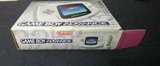 CAJA Nintendo Game Boy Advance Blanca