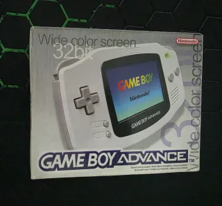 CAJA Nintendo Game Boy Advance Blanca