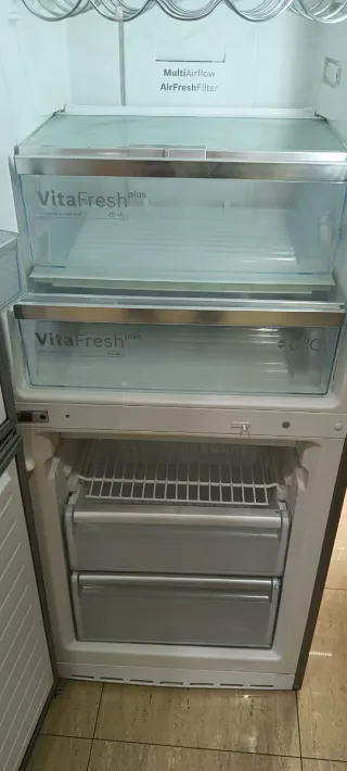 NEVERA COMBI BOSCH NO FROST ENERGÍA A+ 185 X 60 cm