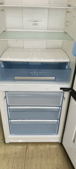 NEVERA COMBI BOSCH NO FROST ENERGÍA A+ 185 X 60 cm