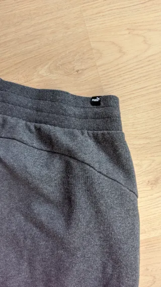 pantalón chándal puma jogger gris