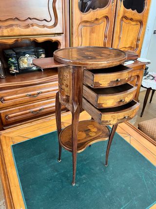 Mueble antiguo frances / Mesita de Té