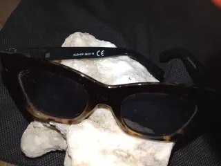 2 Gafas de sol mujer polarizadas   y funda de tela