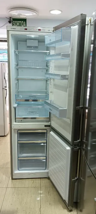 NEVERA BOSCH ACERO INOXIDABLE NO FROST A+++ 201X60