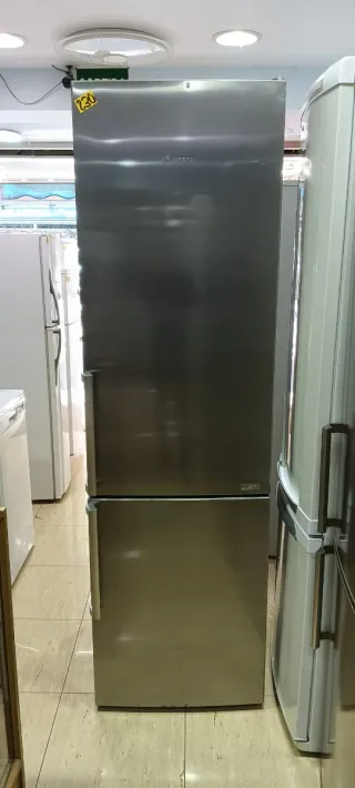 NEVERA BOSCH ACERO INOXIDABLE NO FROST A+++ 201X60