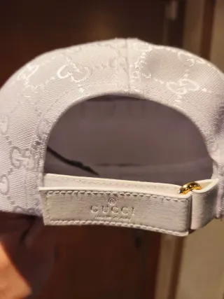 Gorra Gucci Blanca con Logo GG